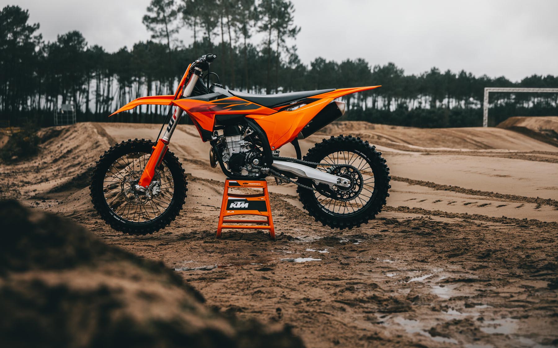 KTM_SX-Modelle_2027_01.jpg